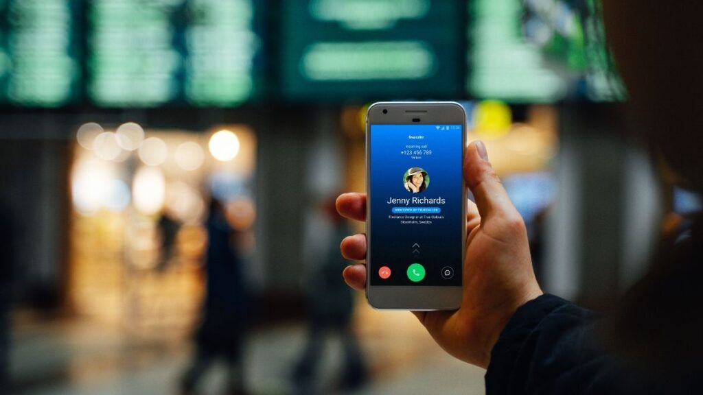 political_hotline_how-does-caller-id-work